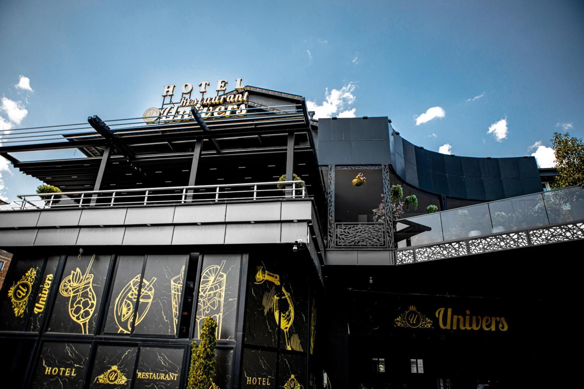 Hotel Univers